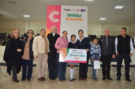 REALIZA DIF COAHUILA ENTREGA REGIONAL DE BECAS ADETI EN MUZQUIZ