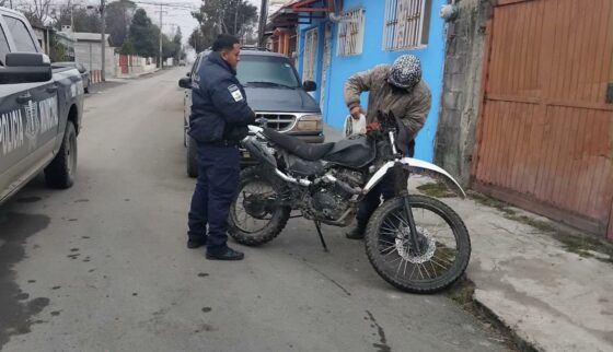 Seguridad Pública de Múzquiz realiza labores de proximidad social ante bajas temperaturas