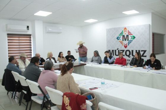Aprueba Cabildo por unanimidad programas sociales, reformas reglamentarias y apoyos de Becas de transporte para jóvenes de Múzquiz