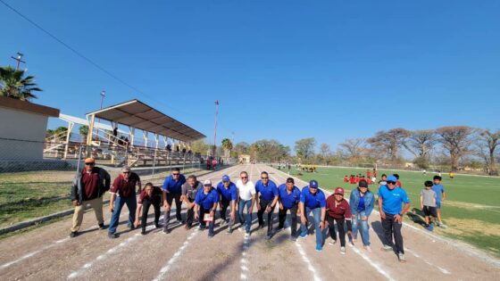 Gobierno Municipal dignifica espacios deportivos en beneficio del sector educativo