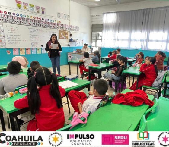 Acerca el Gobierno Municipal de Múzquiz la lectura a estudiantes de mediante visitas escolares
