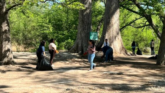 Múzquiz se prepara para Semana Santa con intensa jornada de limpieza en el Río Sabinas