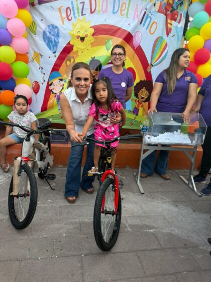 Festejo del Día del Niño en Villa de Palaú reúne a familias en un ambiente de alegría