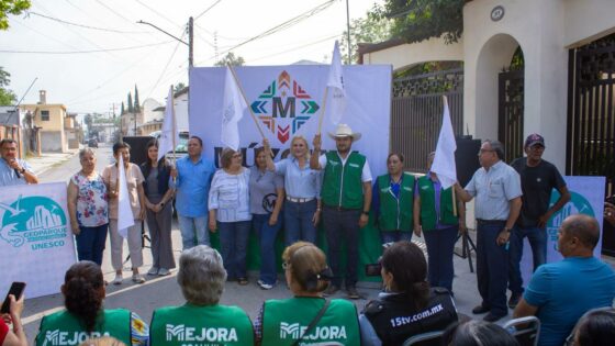 Inicia Laura Jiménez obra de red de drenaje en calle José Flores González en Múzquiz