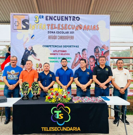Se realiza con éxito el Tercer Encuentro Intertelesecundarias de la Zona Escolar 301 en Macroplaza de Múzquiz