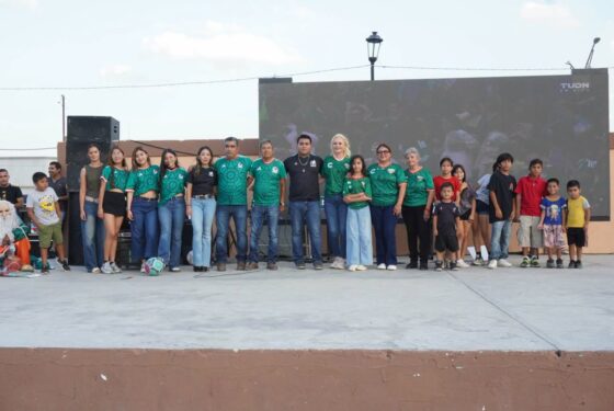 MÚZQUIZ VIBRA CON EL TRIUNFO DE MÉXICO EN UNA GRAN FIESTA FAMILIAR