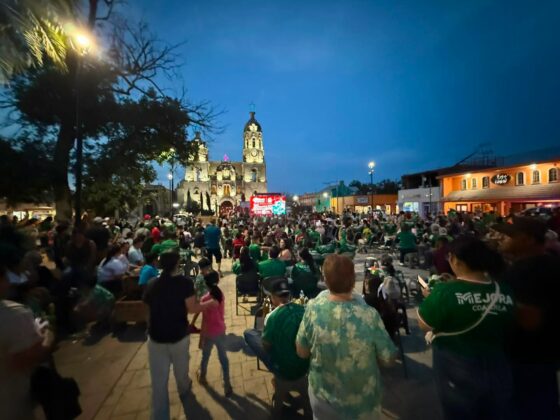 MÚZQUIZ FORTALECE LA CONVIVENCIA FAMILIAR CON LA TRANSMISIÓN DEL PARTIDO DE MÉXICO