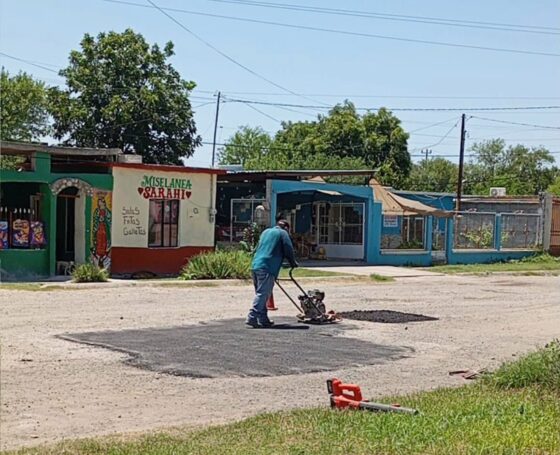 GOBIERNO DE LAURA JIMÉNEZ MANTIENE ACTIVA CAMPAÑA PERMANENTE DE BACHEO