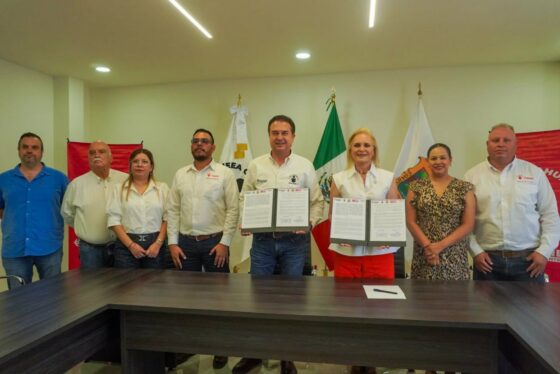 Múzquiz fortalece las oportunidades educativas para las personas adultas con la firma de convenio con el IEEA