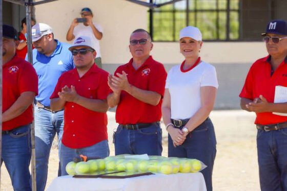 Inauguran Liga de Softbol Femenil “Laura Patricia Jiménez” en Villa de Las Esperanzas