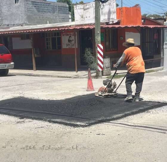 CONTINÚAN LOS TRABAJOS DE MEJORAMIENTO VIAL EN DIFERENTES SECTORES DE MÚZQUIZ